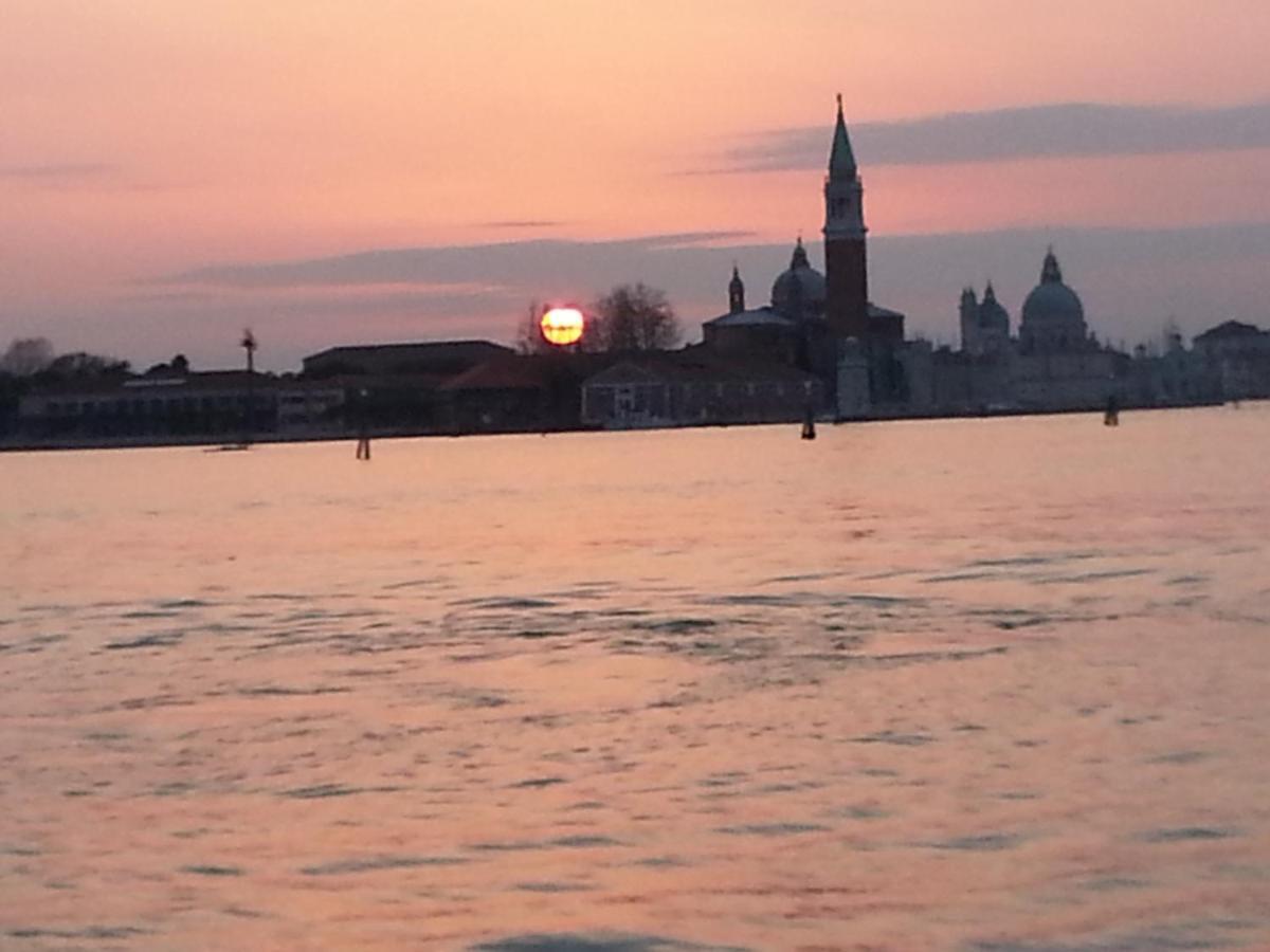 Veneziacentopercento Arsenale Apartment Екстер'єр фото